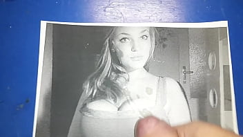 Cumshot on big tit bitch