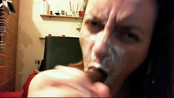 Face and body full of cream Face and body full of cream