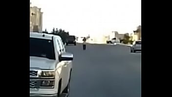 Gordito cae al piso de placer