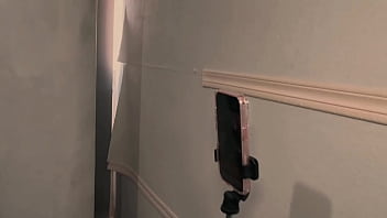 O safadinho me viu pelada e não resisti dei para ele gostoso