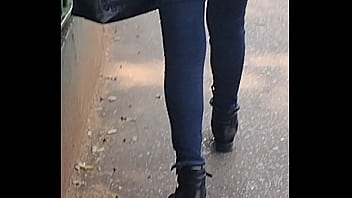 Rebolooou porque viu que eu tava filmando que delicinha