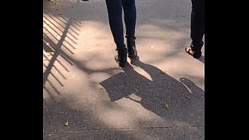 Rebolooou porque viu que eu tava filmando que delicinha