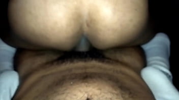 Fudendo gosto na balada esse puto chamei ele pro canto e meti a rola no seu rabo no pêlo