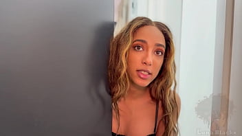 Mi vecino vino a pedirme azucar mientras estaba haciendome unas fotos hot cogiendo lunablackx & denis marti Mi vecino vino a pedirme azucar mientras estaba haciendome unas fotos hot cogiendo lunablackx & denis marti