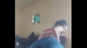 Julia moreninha gostosa rebolando Julia moreninha gostosa rebolando