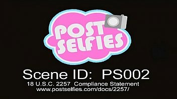 Brunette babe tight pussy in solo masturbation