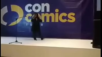 Furro le cánta a su papi scar