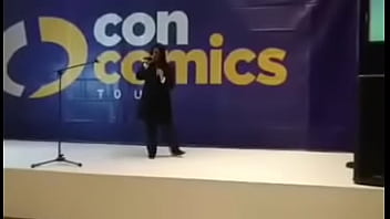 Furro le cánta a su papi scar