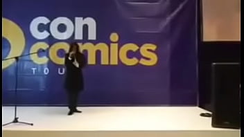 Furro le cánta a su papi scar