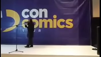 Furro le cánta a su papi scar