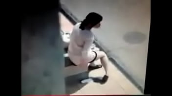 Sexy Bench Babe thumbnail