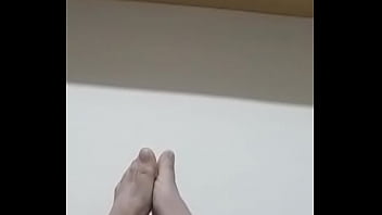 Pezinho molhado Pezinho molhado