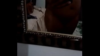 Negona bbw no espelho