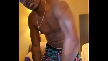 Pull your pants down down it’s going down and i’m a lay you down