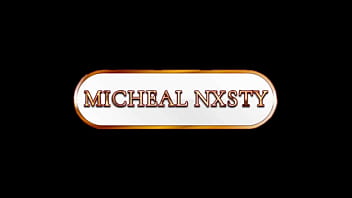 Pull your pants down down it’s going down and i’m a lay you down