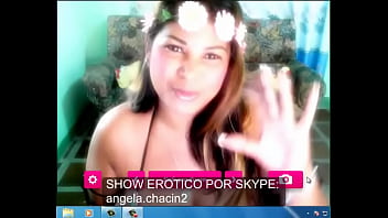 Presentacion de chica web cam en el canal