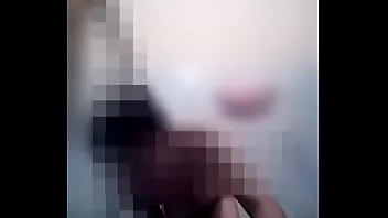 Espiando en el ba&ntilde;o