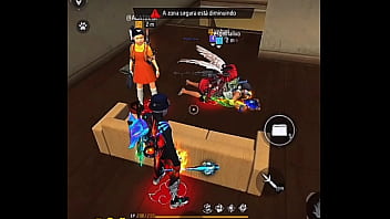 Safada mama três garotos e gosta de dar muito pros novinhos Safada mama três garotos e gosta de dar muito pros novinhos