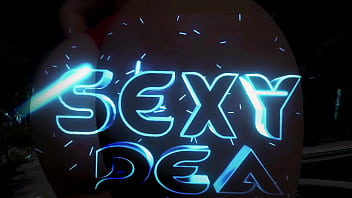 Tantalizing twerking in a hot black outfit let's heat things up together