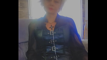 Sophie sexy à le feu au cul