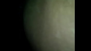 Te muestro mis nalgas profundamente