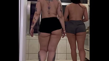 Sheer em promoção assine esposa heyya e nanda ragna observando os vizinhos pela janela