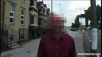 Ionie finds a black man to come indoors and fuck the blonde girl