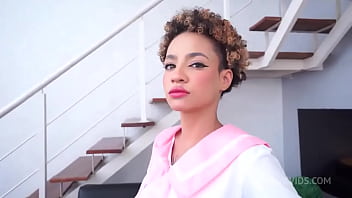 Skinny petite brazilian larinha small fucked by a very huge cock then quit the stage it's too big" anal atm monster