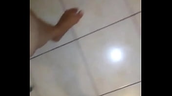 Sacando leche de mi vagina