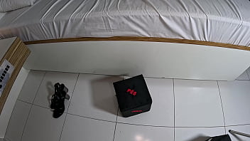 Recebendo squirt na boca e fudendo o rabo da gostosa