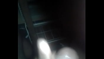 Masturbando até gozar e muito