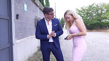 House tour ends with realtor pounding my ass for discount