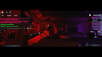 Perra inutil pide a gritos que le comparta el video a su novio con verga corta