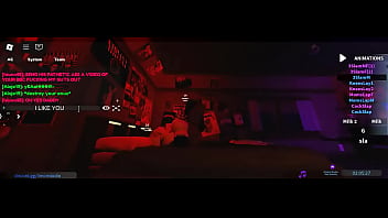 Perra inutil pide a gritos que le comparta el video a su novio con verga corta