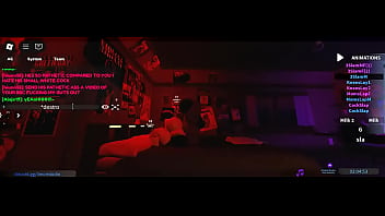 Perra inutil pide a gritos que le comparta el video a su novio con verga corta