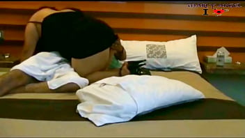 Cogiendo con el amigo de mi cornudo