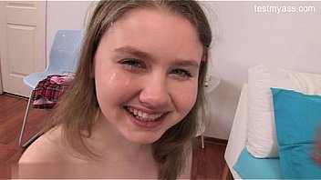 Hot amateur anal squirt