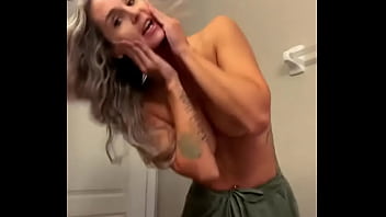 Morning dancing before my pussy gets pounded