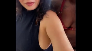 Yesterday shenanigans w theeee queen herself who’s helping to put these condoms on our dicks theequeenmel