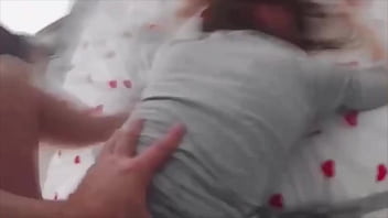 Реально Сосед трахает мою жену в задницу