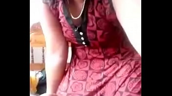 Mexicana dando mamada a esposo