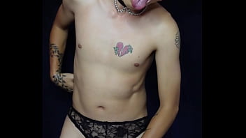 Masturbandome calladito versión corta