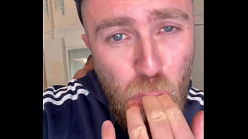Eating Their Warm Sticky Nut Andyleexxx Wetwill 22 Bigstevesworld Stackedbigg Troywhite24 Ry Da 86 Dcbrne thumbnail