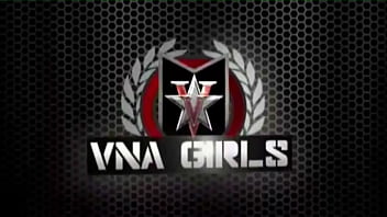 Sara jay & her glass dildo she takes her time playing with her tits