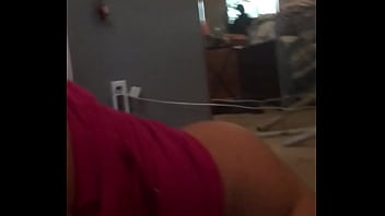 Jessasbootie rides a big suction cup dildo and she cums on it