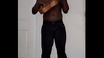 Continuing singing and dancing for free 3