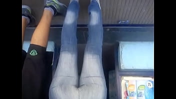 Lindo Culito En Jeans thumbnail