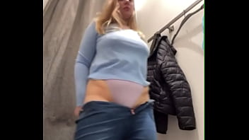 Masturbate in the fitting room