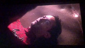 Duende verde sendo fodido gostoso