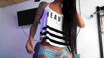 Travestis De Closet Crossdresser Ladyboy thumbnail